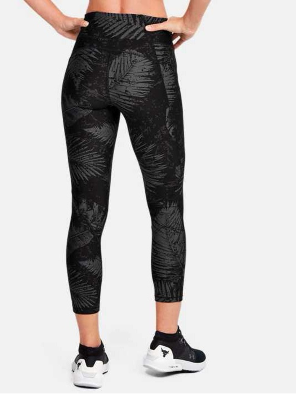 Under Armour Women’s Black Palm-Print Crop Leggings - Picture 2 of 15
